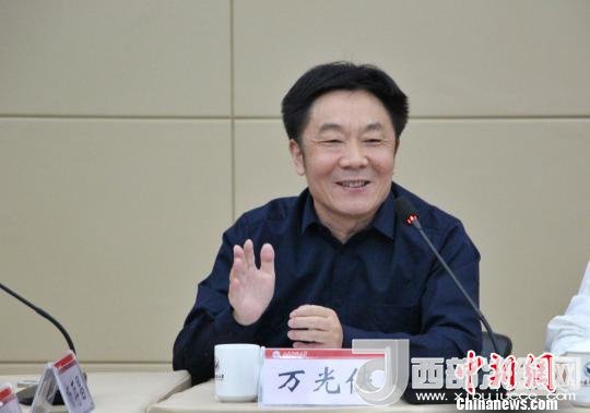 圖為山東師范大學(xué)副校長萬光俠在開幕式上發(fā)言?！≮w曉 攝