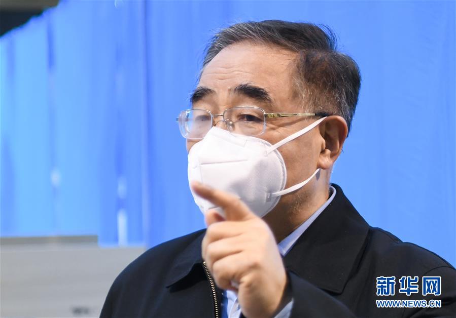 （聚焦疫情防控·圖文互動(dòng)）（7）分秒必爭！一切為了治病救人——中國抗疫生命至上的生動(dòng)實(shí)踐
