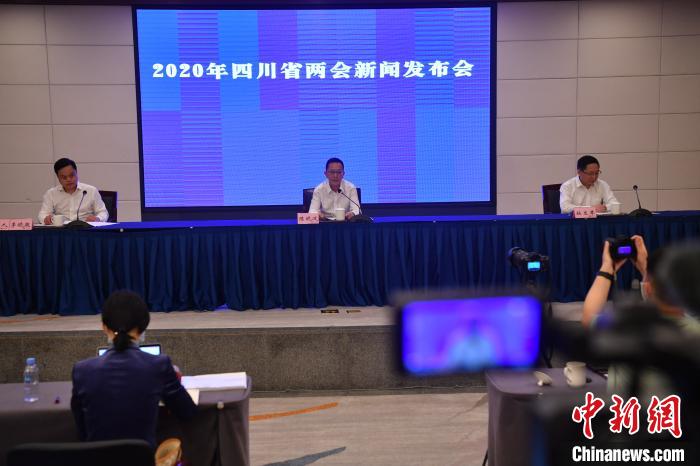 圖為新聞發(fā)布會現(xiàn)場。　張浪 攝